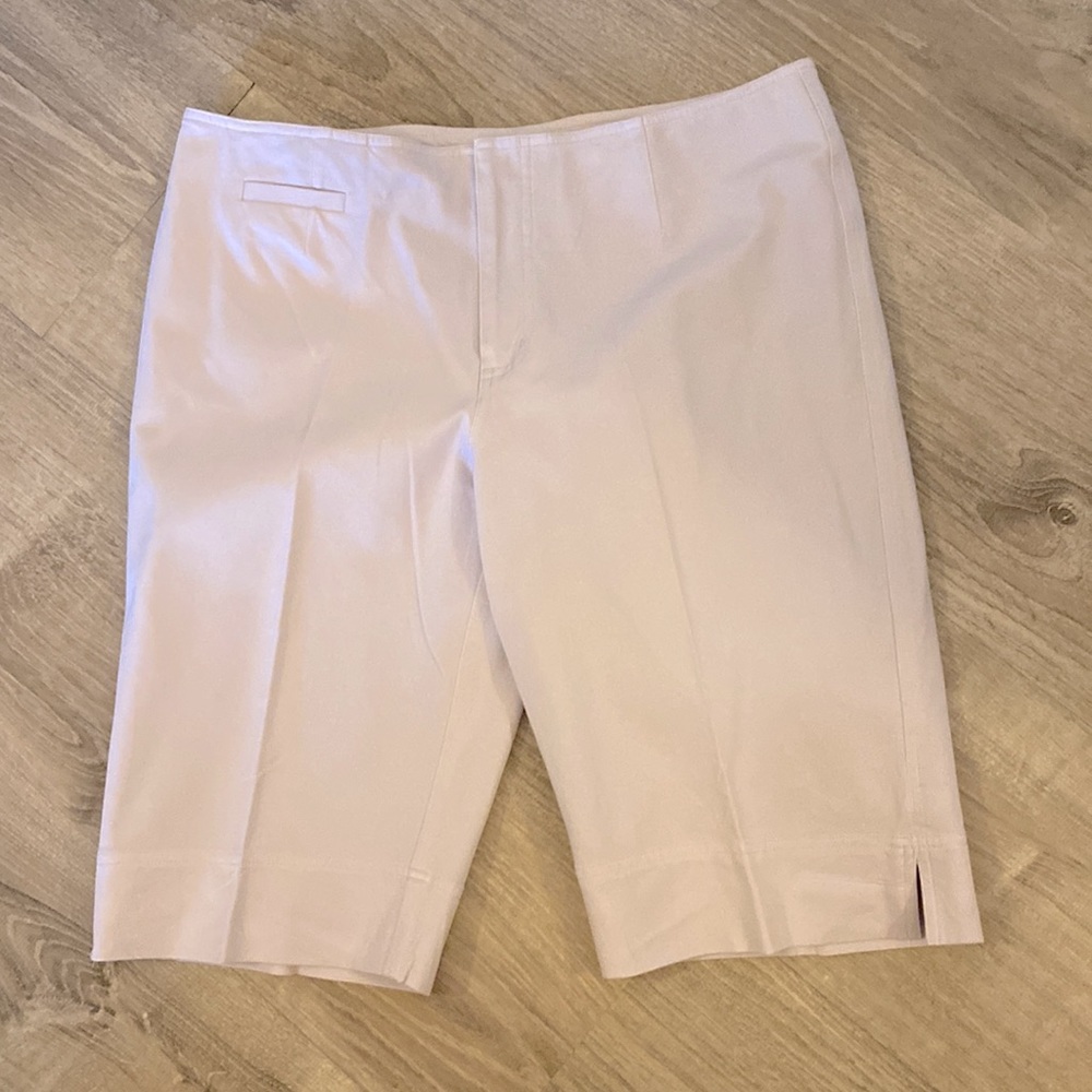 Evelyn & Arthur Pale Lavender Shorts